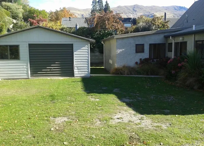 Sycamore Place - Holiday home Wanaka